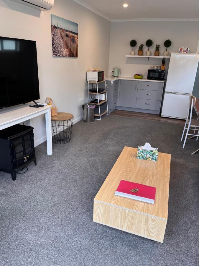 Modern Studio Apartment موتويكا المظهر الخارجي الصورة